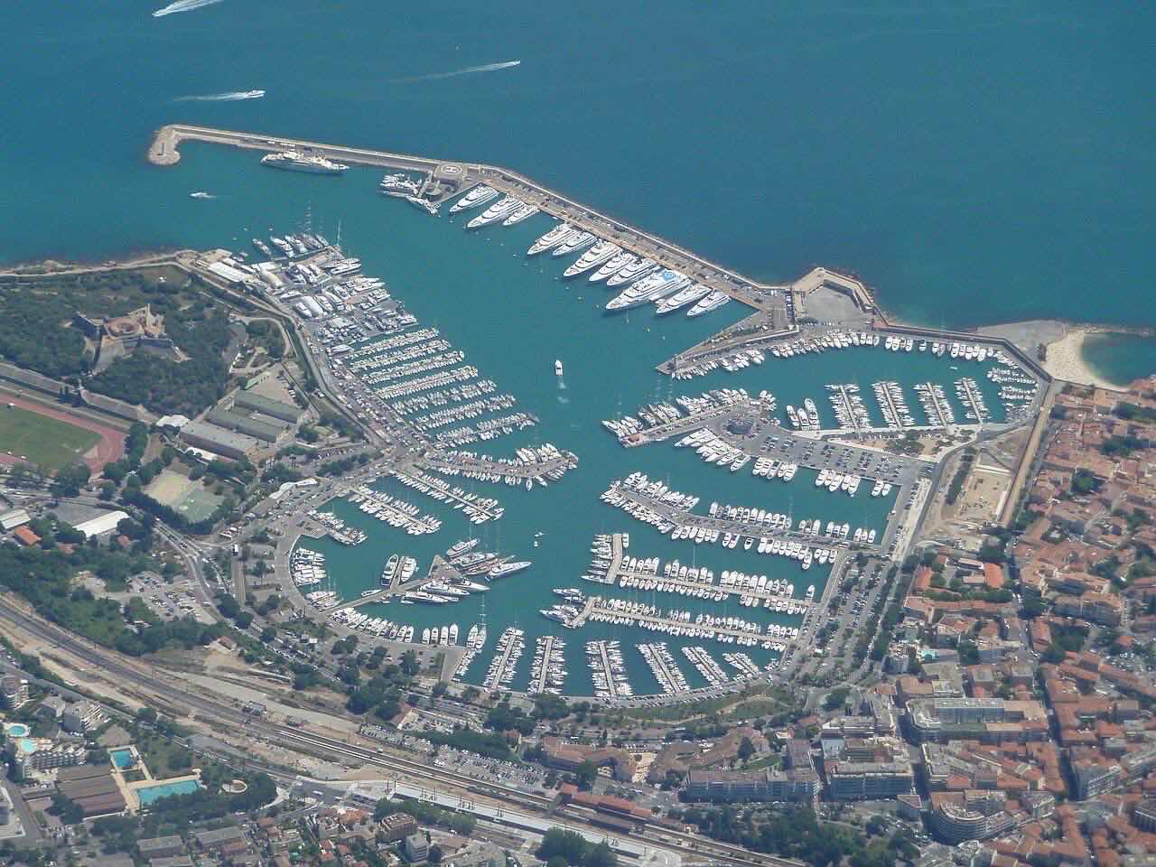 Porto de Antibes, França