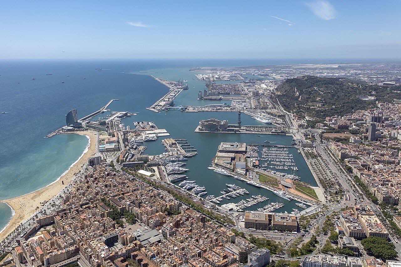 Puerto de Puerto de Barcelona, España