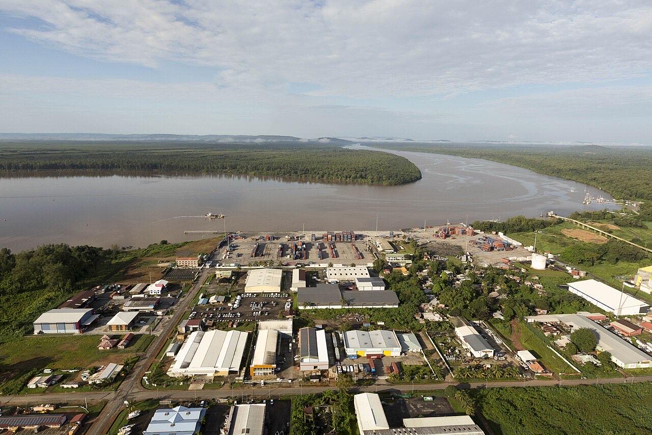 Porto de Dégrad des Cannes, Guiana Francesa