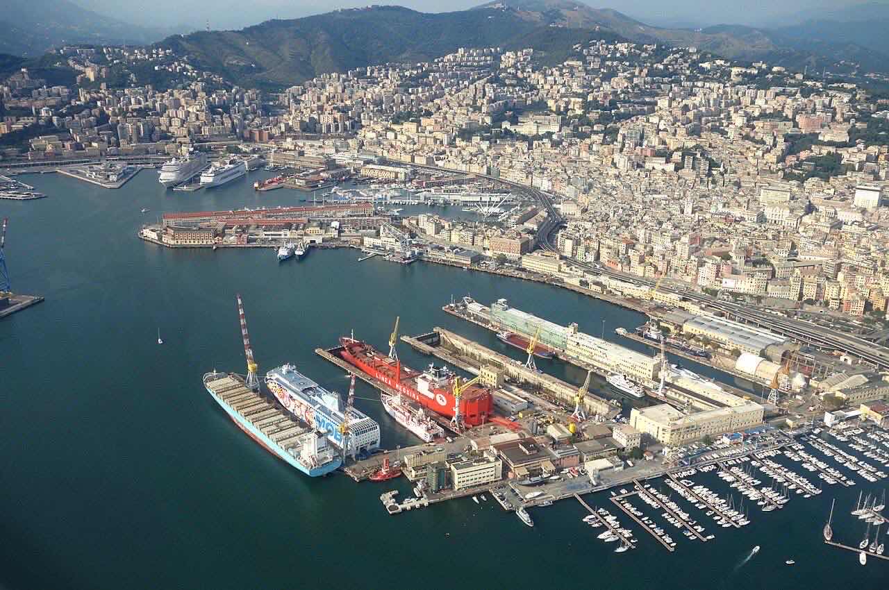 Porto di porto di Genova, Italia