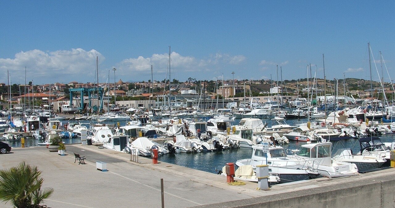 Порт Giulianova, Италия