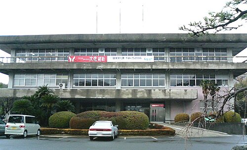 Hikari