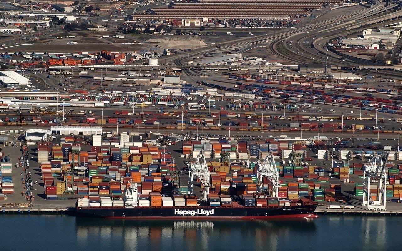 Port of Oakland, USA