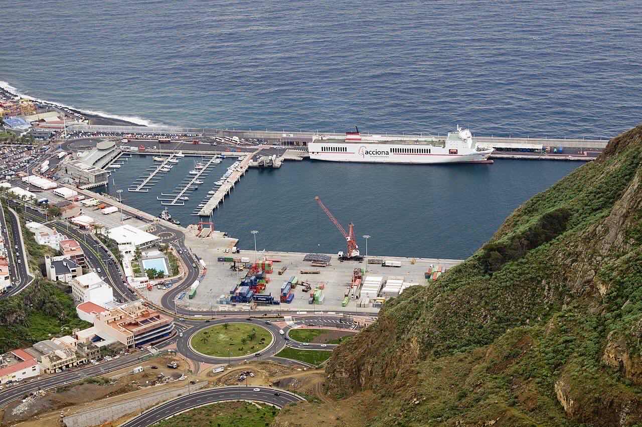 Pristanišče Santa Cruz De La Palma, Španija