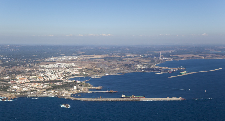 Pristanišče Sines, Portugalska